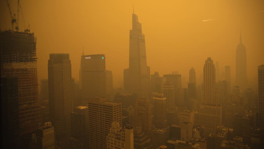 Like smoking 30 cigarettes in 8 hours: NYC’s air quality crisis,&nbsp;tallied